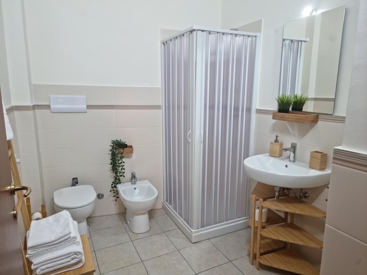 Laura Four Apartment Messina Ngoại thất bức ảnh