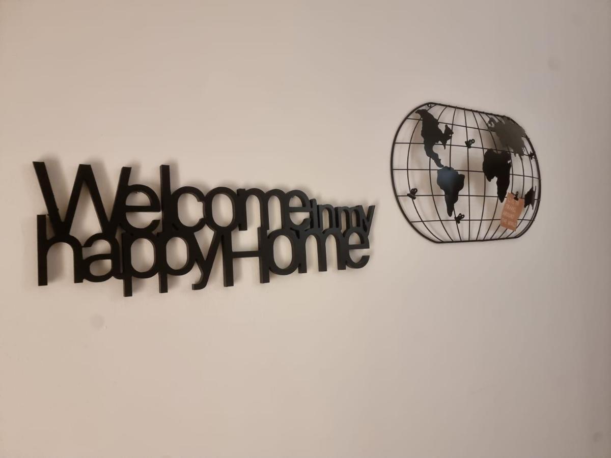 Laura Four Apartment Messina Ngoại thất bức ảnh