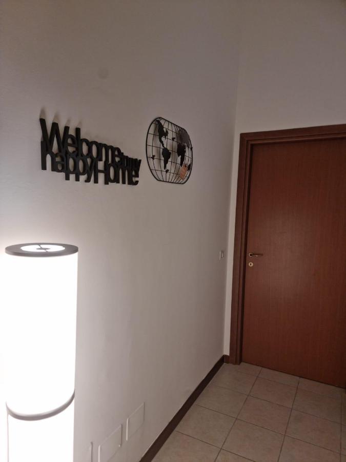 Laura Four Apartment Messina Ngoại thất bức ảnh